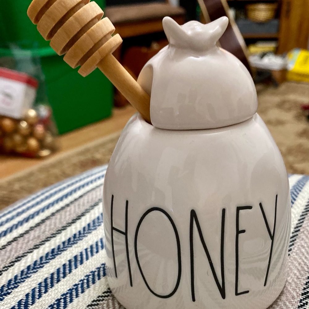 Rae Dunn honey bee comb